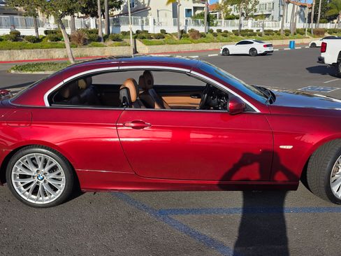 Used 2011 BMW 335i Convertible RWD image 4