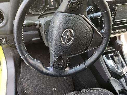 Used 2016 Scion iM image 12