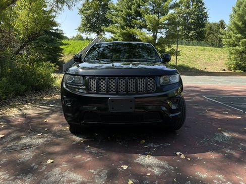 Used 2015 Jeep Grand Cherokee Altitude image 13