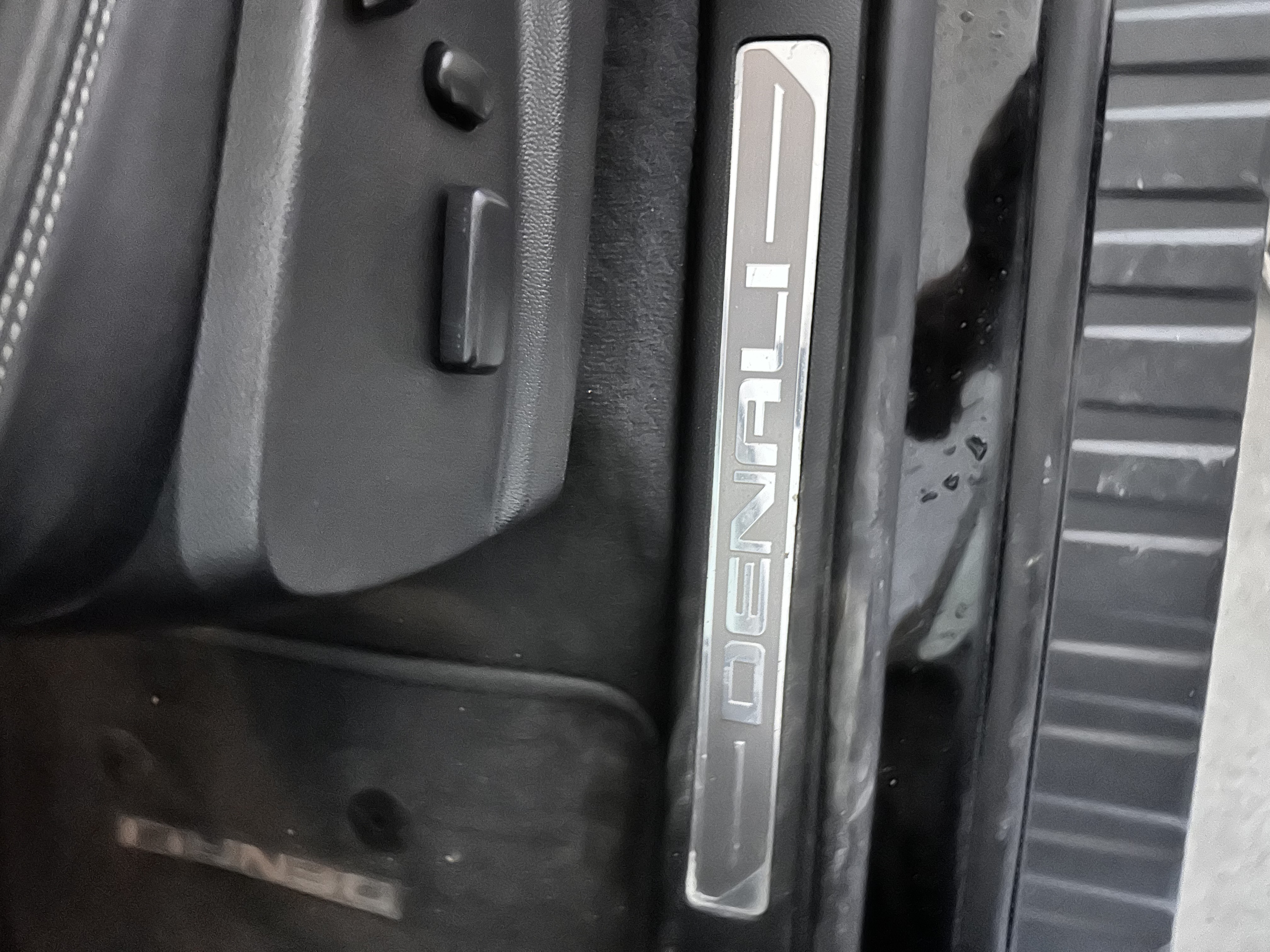 Used 2019 GMC Canyon Denali AWD/4WD image 17