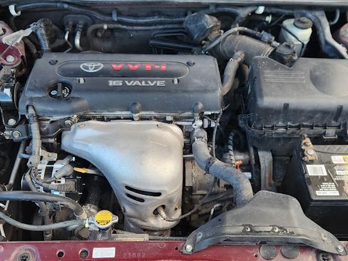 Used 2004 Toyota Camry LE image 11