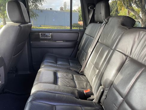 Used 2008 Lincoln Navigator L 2WD image 12