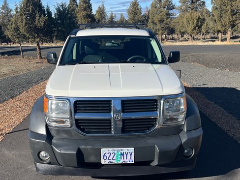 Used 2007 Dodge Nitro SXT image 9