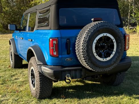 Used 2022 Ford Bronco Badlands image 5