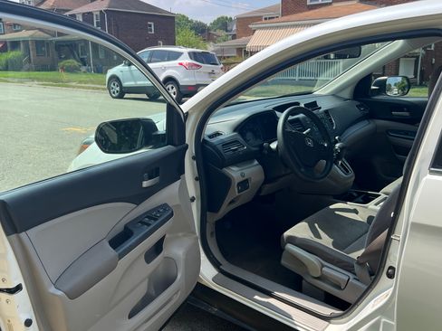 Used 2014 Honda CR-V LX image 10
