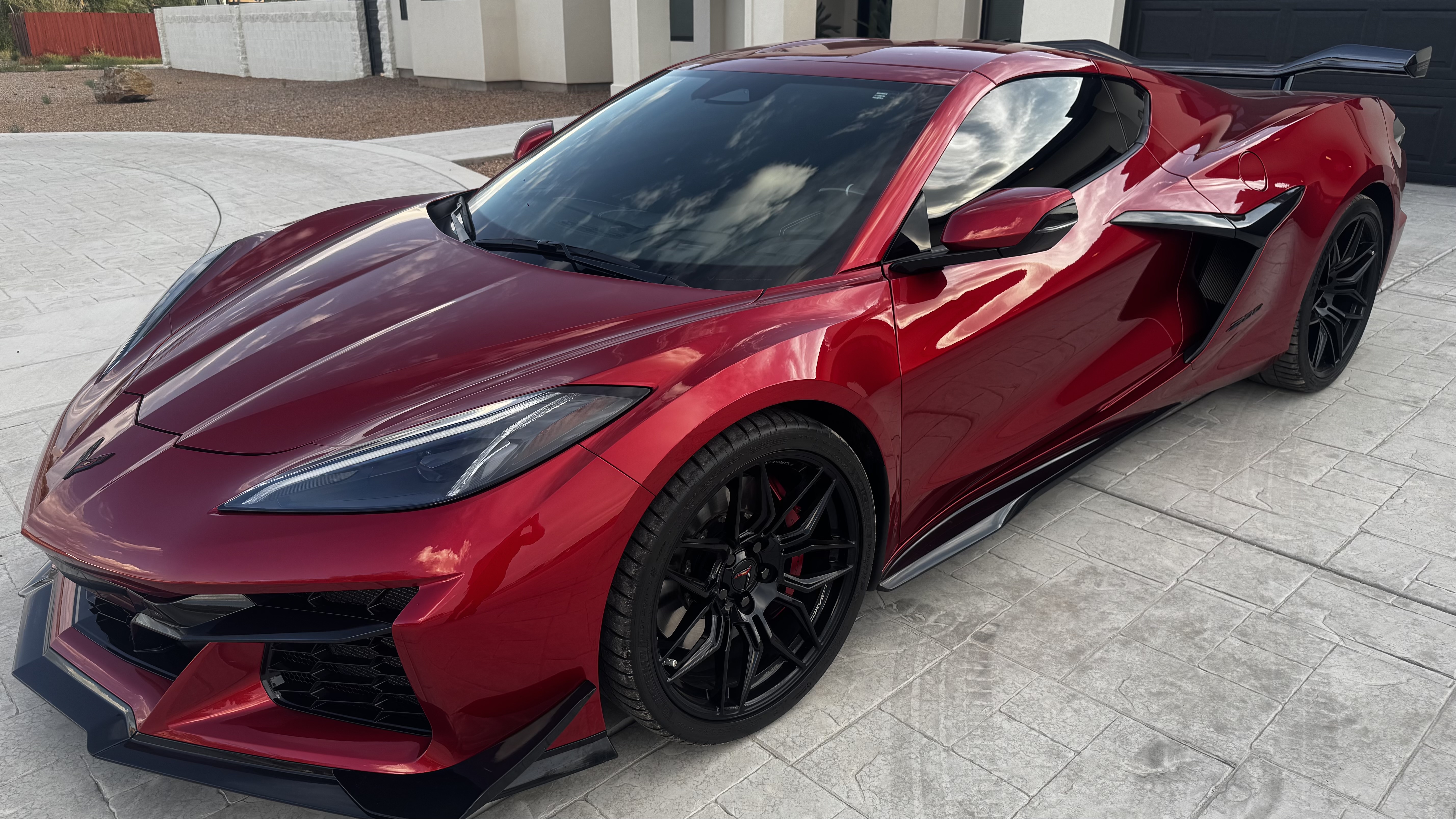 Used 2024 Chevrolet Corvette Z06 RWD image 1