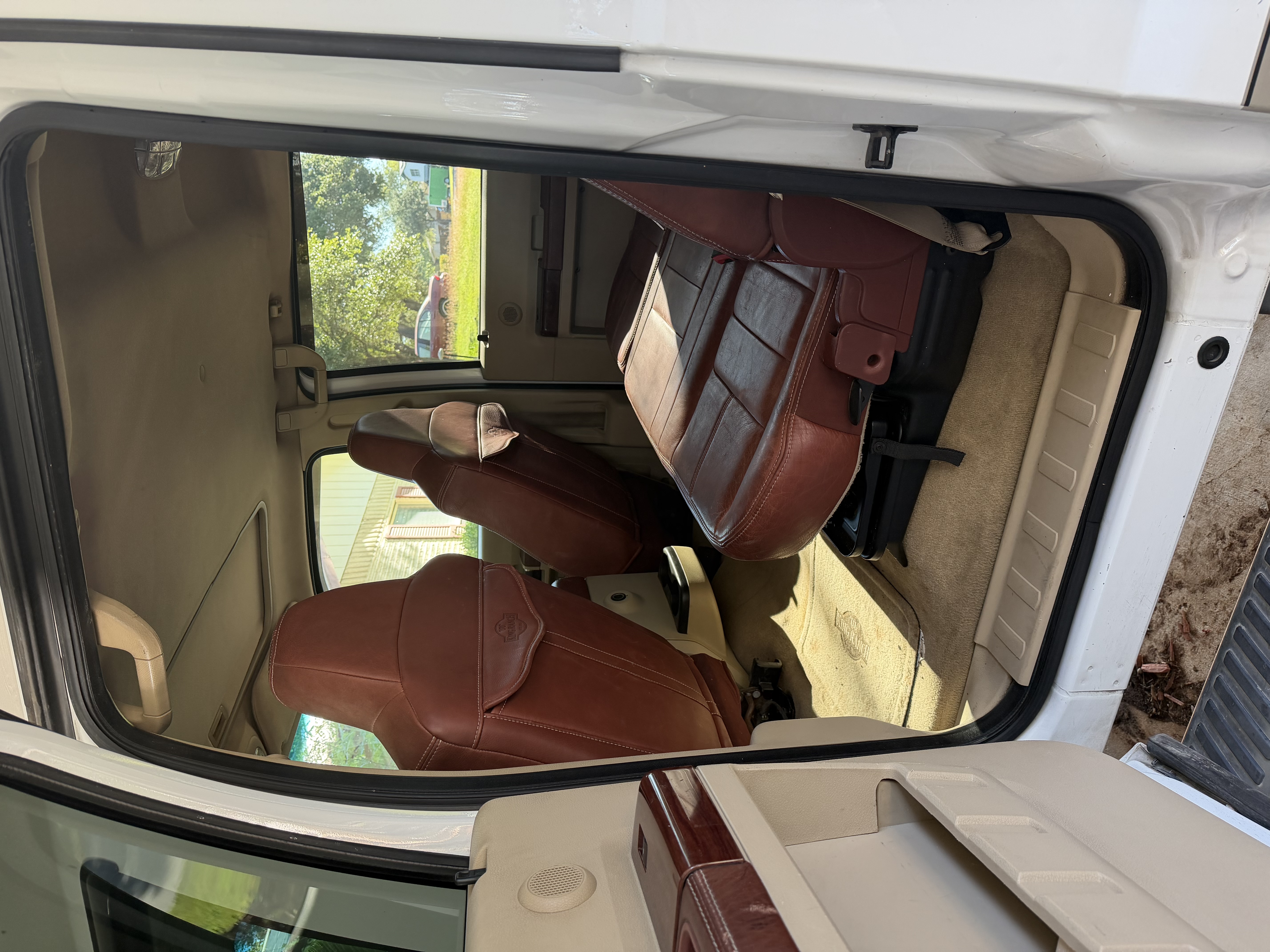 Used 2009 Ford F350 King Ranch AWD/4WD image 4