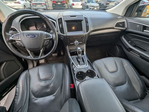 Used 2017 Ford Edge Titanium w/ Equipment Group 301A image 6