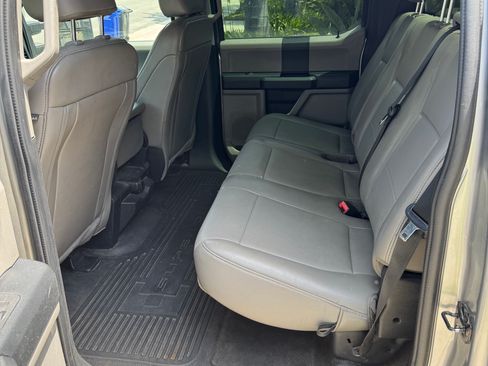 Used 2020 Ford F350 XL w/ STX Appearance Package AWD/4WD image 11