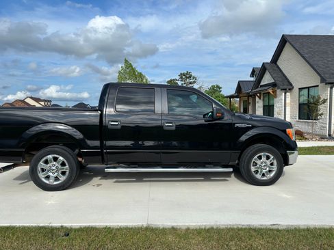 Used 2013 Ford F150 XLT w/ XLT Chrome Pkg RWD image 12