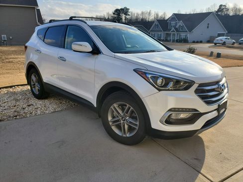 Used 2018 Hyundai Santa Fe Sport w/ 2.4L Value Package 02 image 8