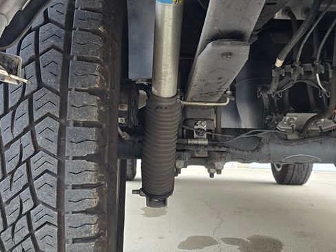 Used 2019 Ford F150 Lariat image 19