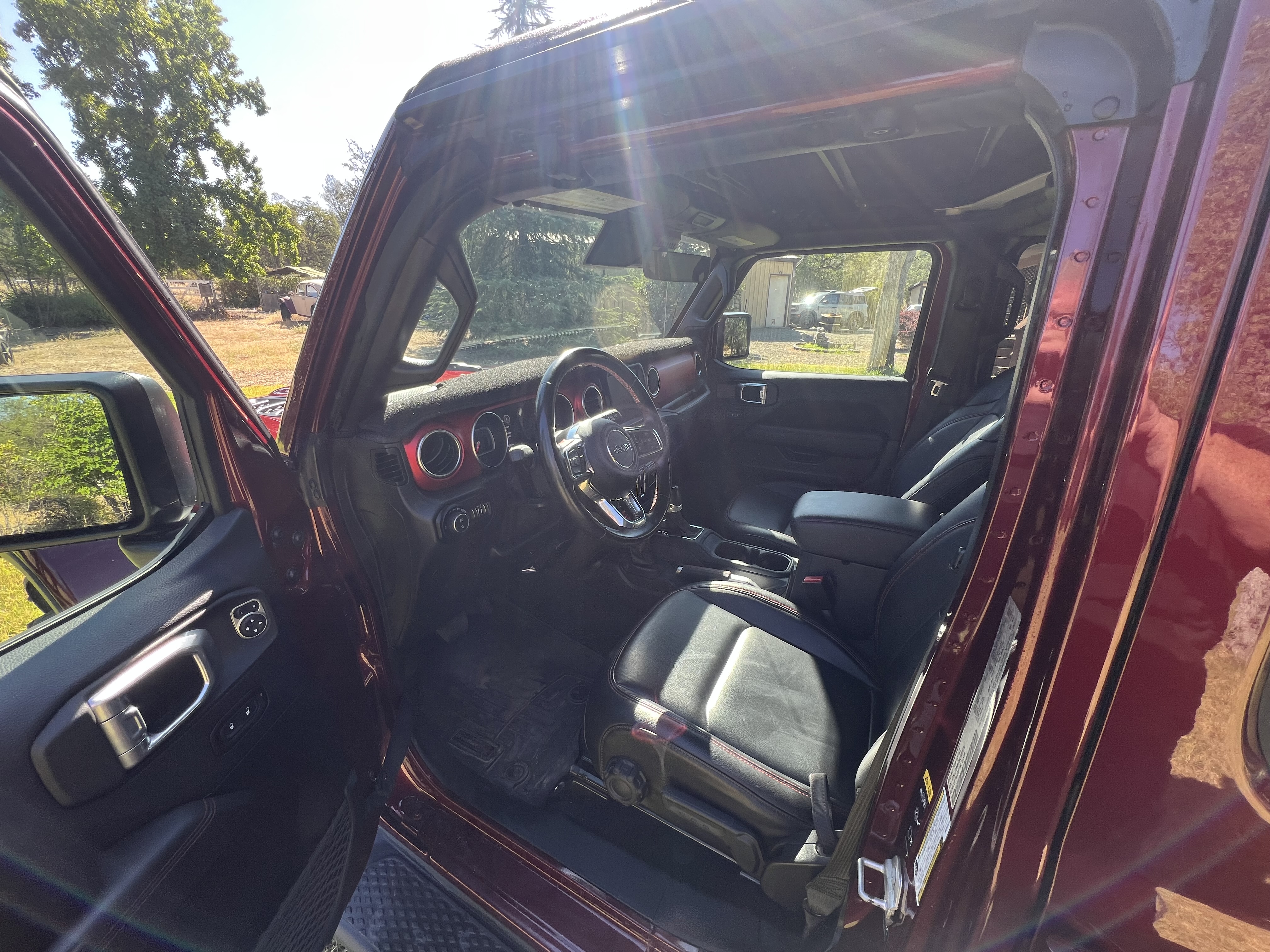 Used 2021 Jeep Gladiator Rubicon AWD/4WD image 4