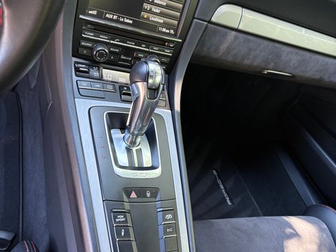 Used 2015 Porsche 911 GT3 RWD image 11