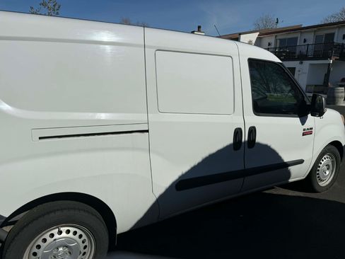 Used 2016 RAM ProMaster City Tradesman image 10