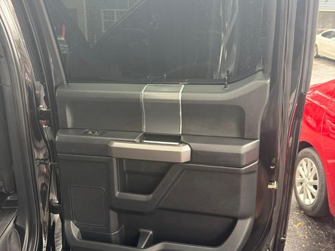 Used 2019 Ford F150 XLT w/ Equipment Group 302A Luxury image 13