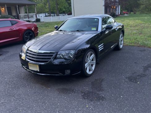 Used 2005 Chrysler Crossfire Limited RWD image 4