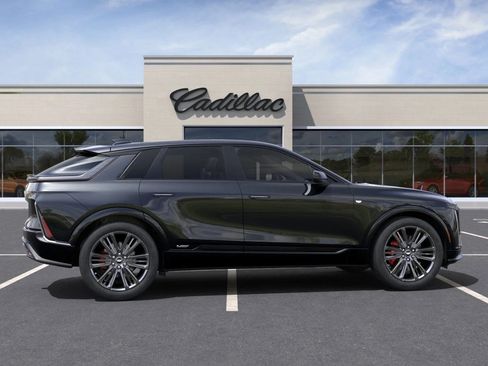 Used 2026 Cadillac Lyriq V image 22