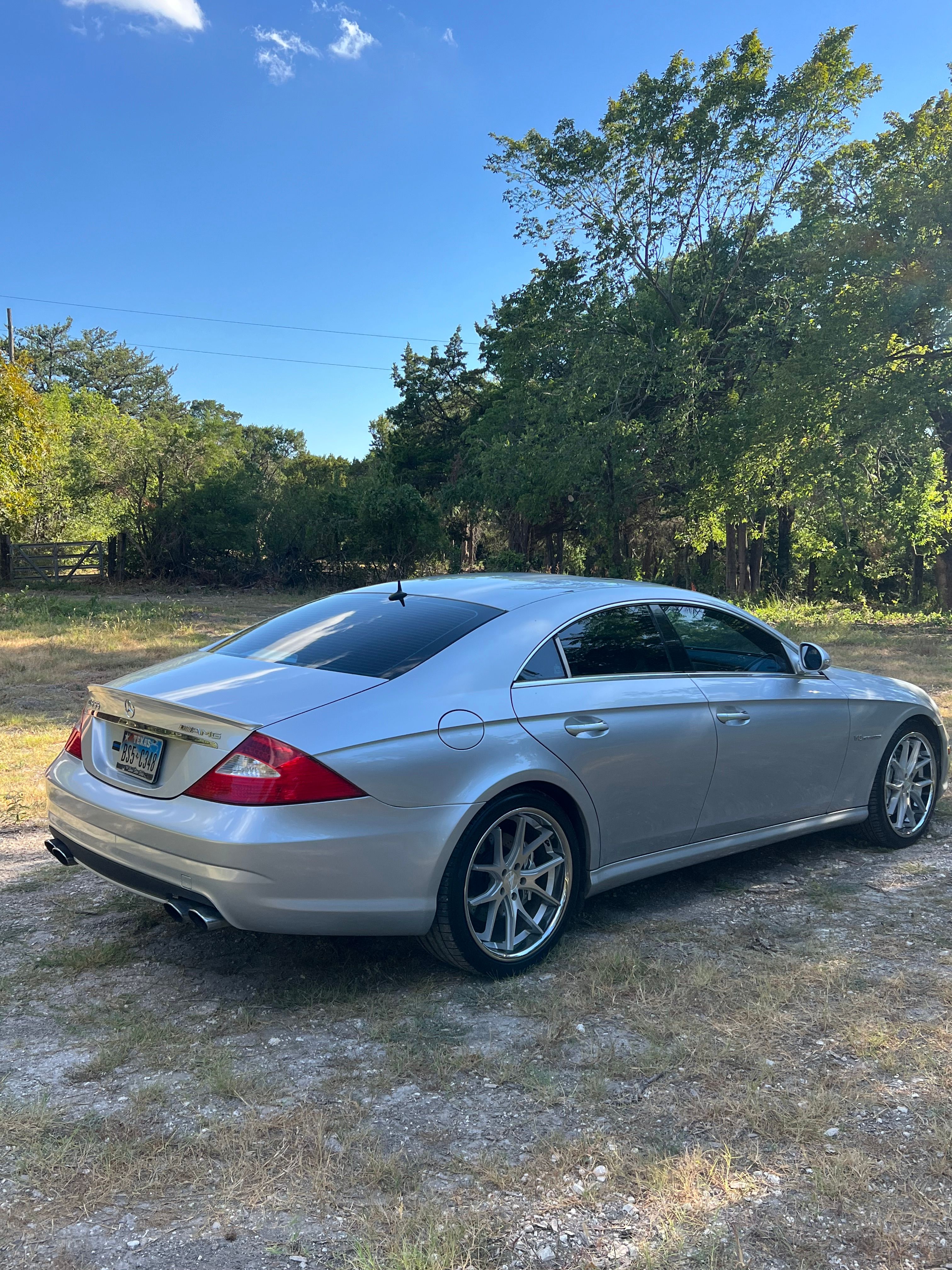 Used 2006 Mercedes-Benz CLS 55 AMG image 2