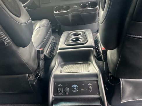 Used 2021 Mercedes-Benz Sprinter 2500 image 10