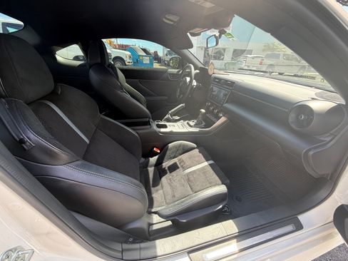 Used 2023 Toyota GR86 Premium image 14