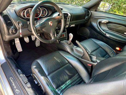 Used 2003 Porsche 911 Carrera 4S image 9