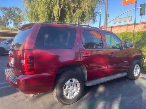 Used 2010 Chevrolet Tahoe LT RWD image 1