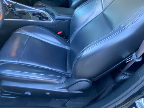 Used 2017 Dodge Challenger SXT Plus image 12