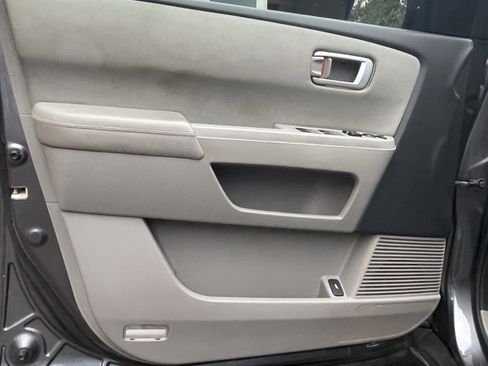 Used 2015 Honda Pilot EX image 23