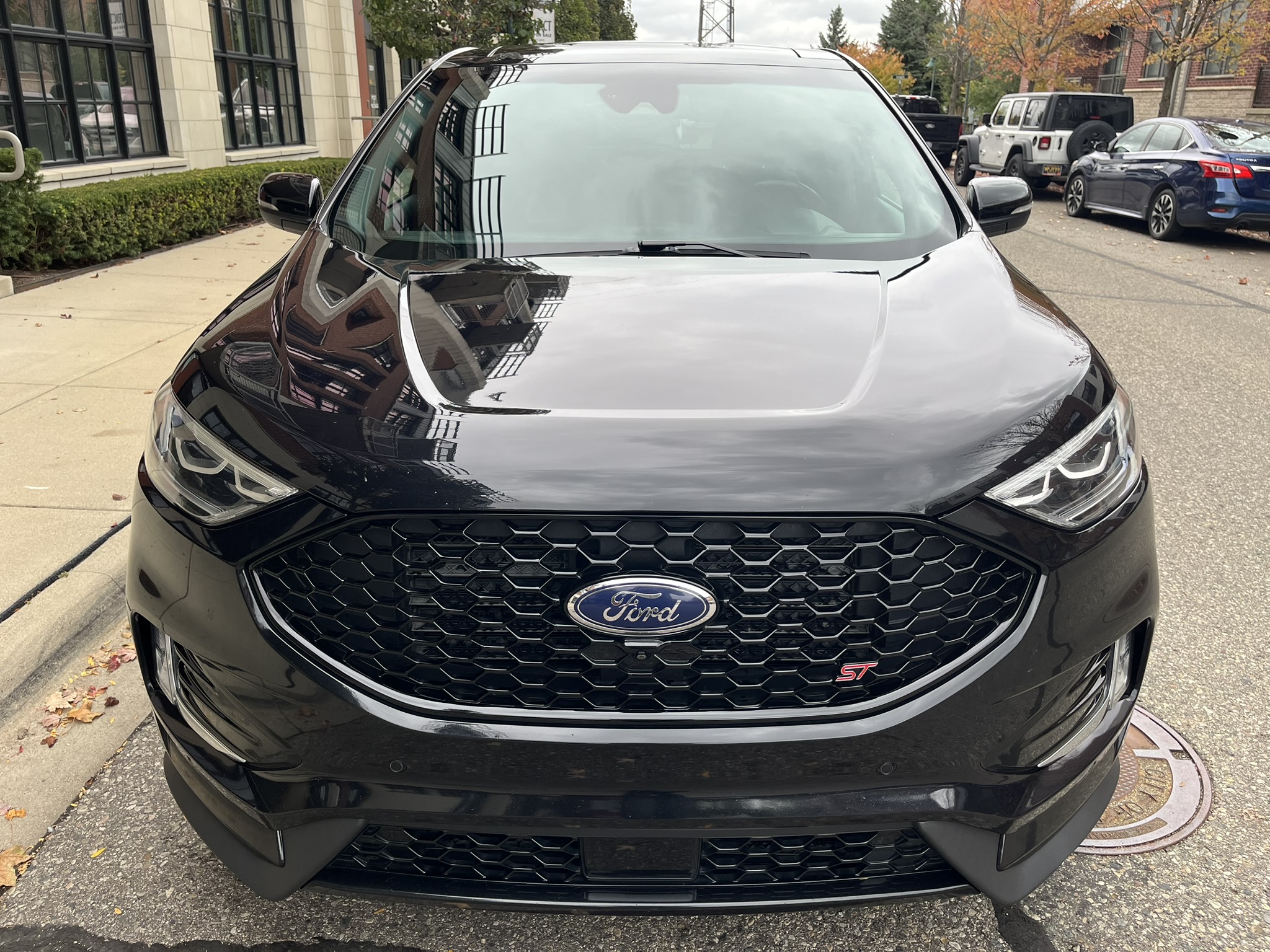 Used 2019 Ford Edge ST w/ Equipment Group 401A AWD/4WD image 4