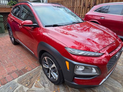 Used 2019 Hyundai Kona Limited image 2