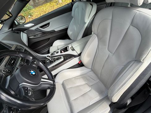 Used 2014 BMW M6 Convertible image 9