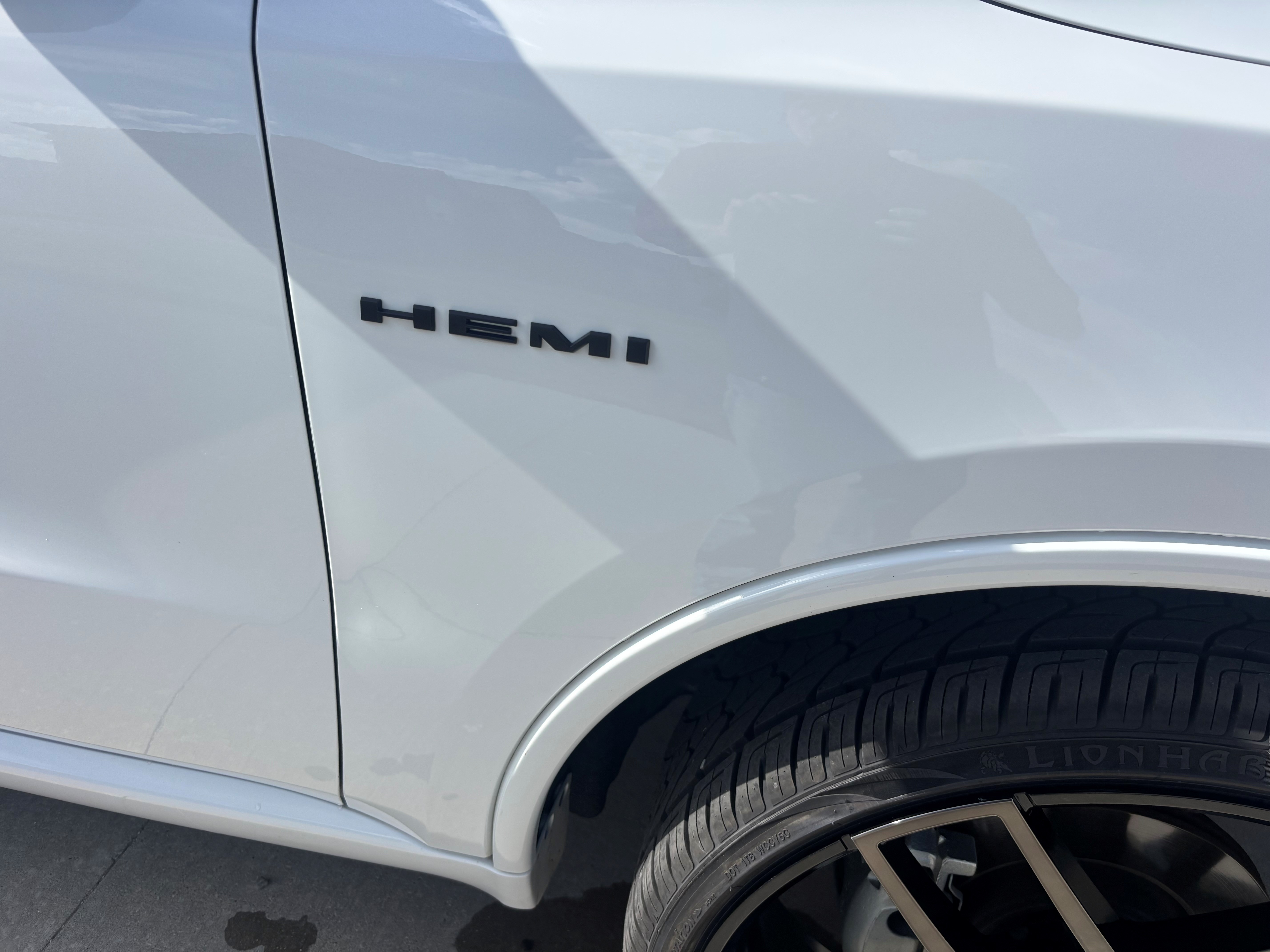 Used 2023 Dodge Durango R/T w/ Blacktop Package AWD/4WD image 10