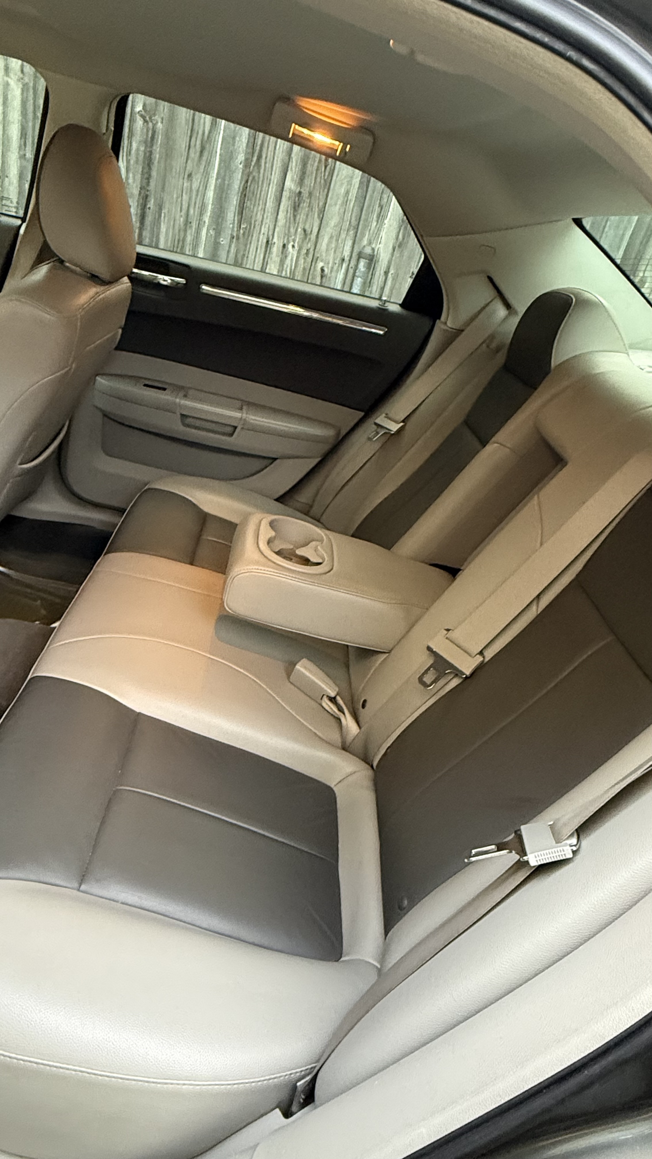 Used 2008 Chrysler 300 Touring RWD image 17