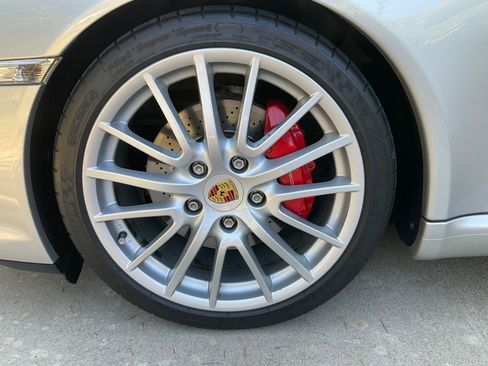 Used 2005 Porsche 911 Carrera S RWD image 15