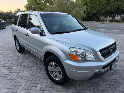 Used 2005 Honda Pilot EX-L image 2