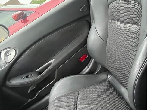 Used 2017 Nissan 370Z Touring Sport image 10