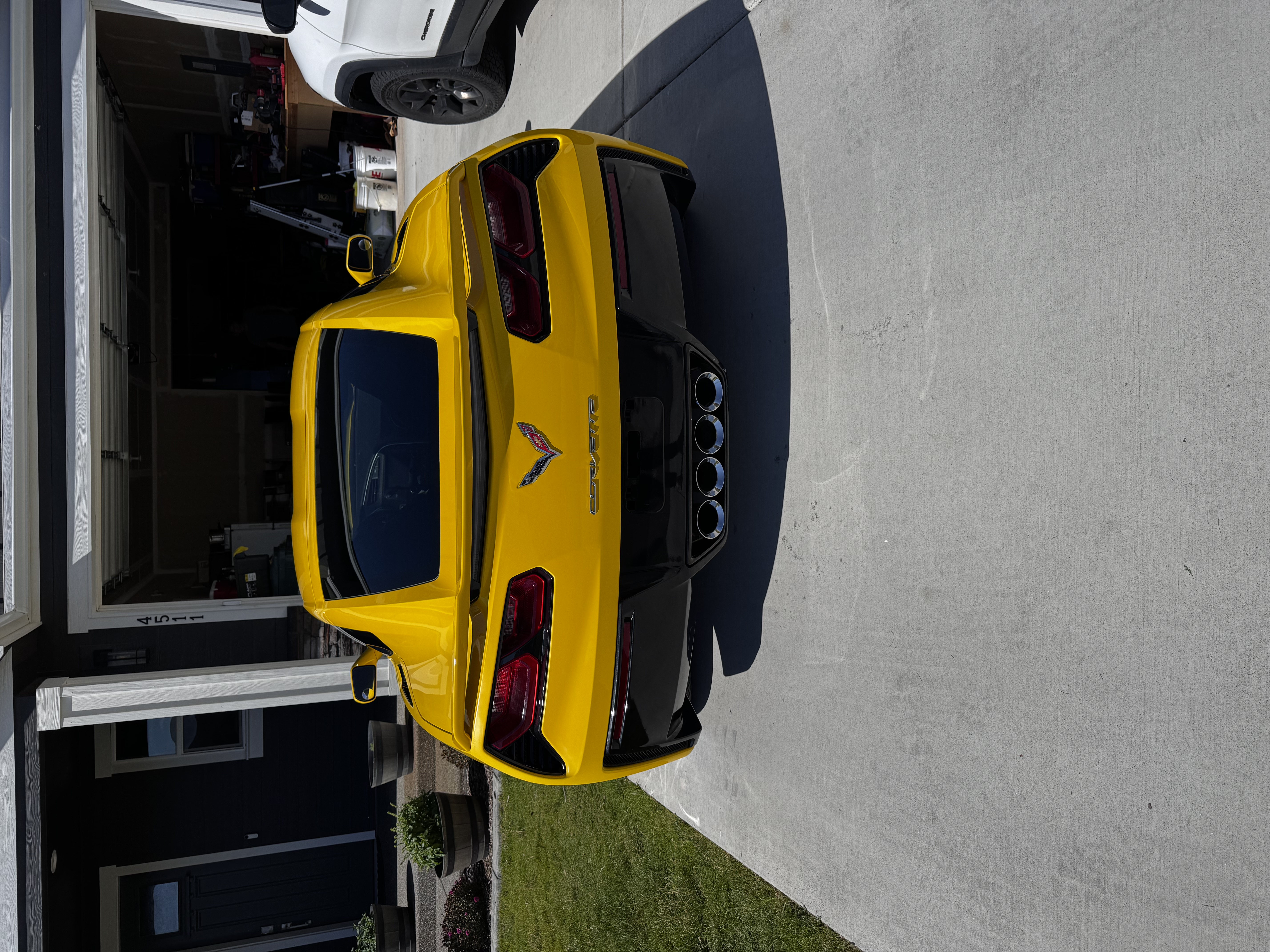 Used 2014 Chevrolet Corvette Stingray Coupe w/ 3LT Preferred Equipment Group RWD image 9