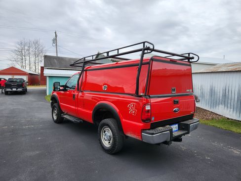 Used 2016 Ford F250 XL w/ Power Equipment Group image 6