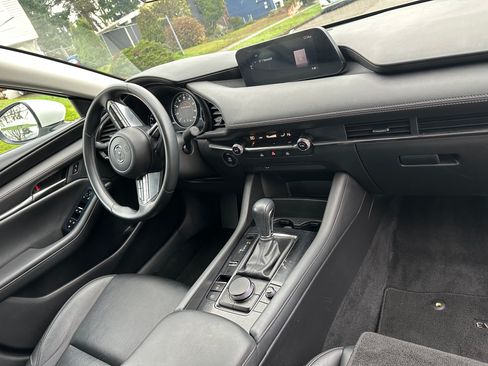 Used 2019 MAZDA MAZDA3 Sedan image 5