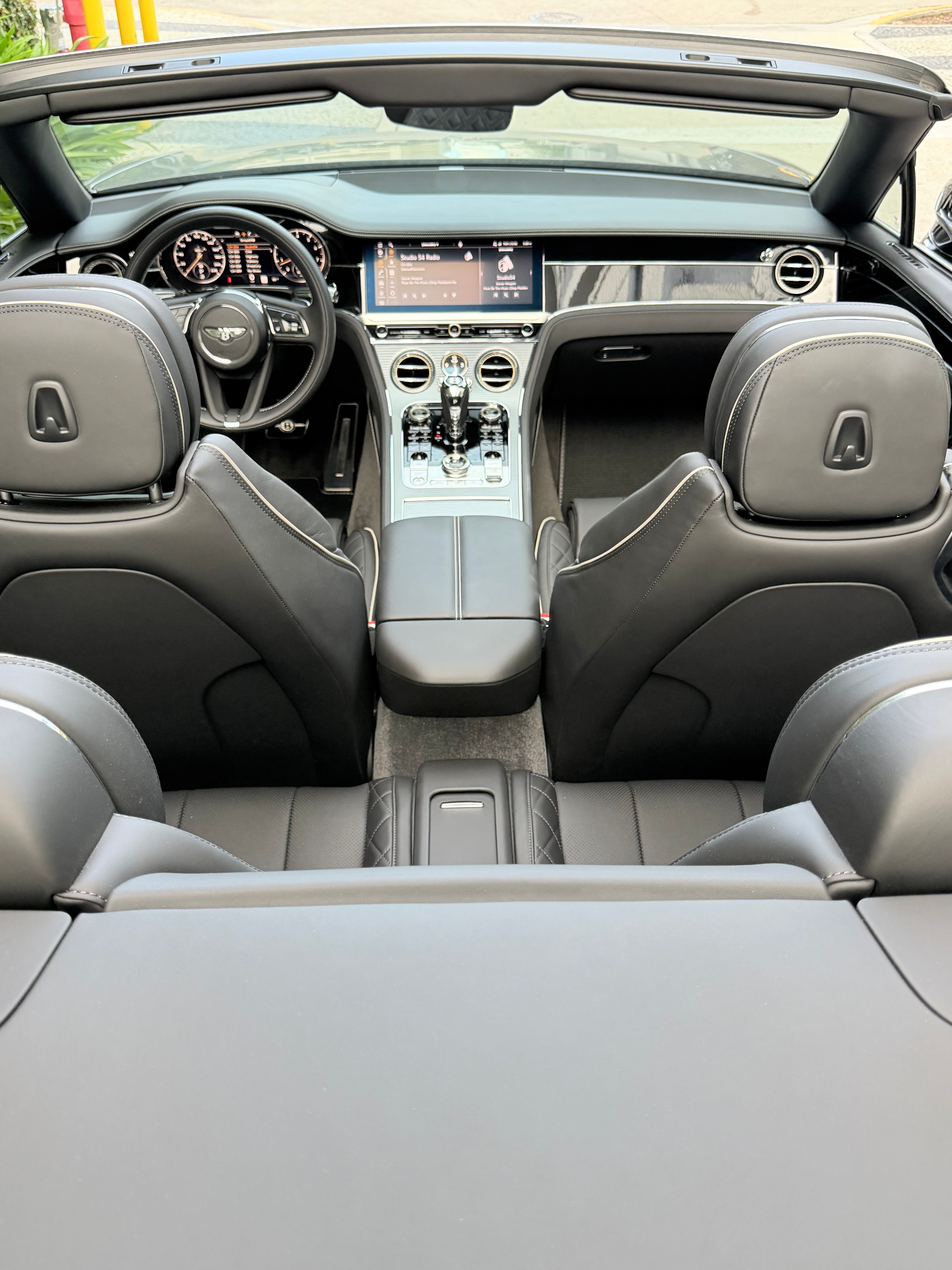 Used 2022 Bentley Continental GT V8 AWD/4WD image 14