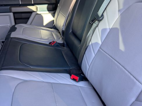 Used 2022 Ford F350 Limited image 14