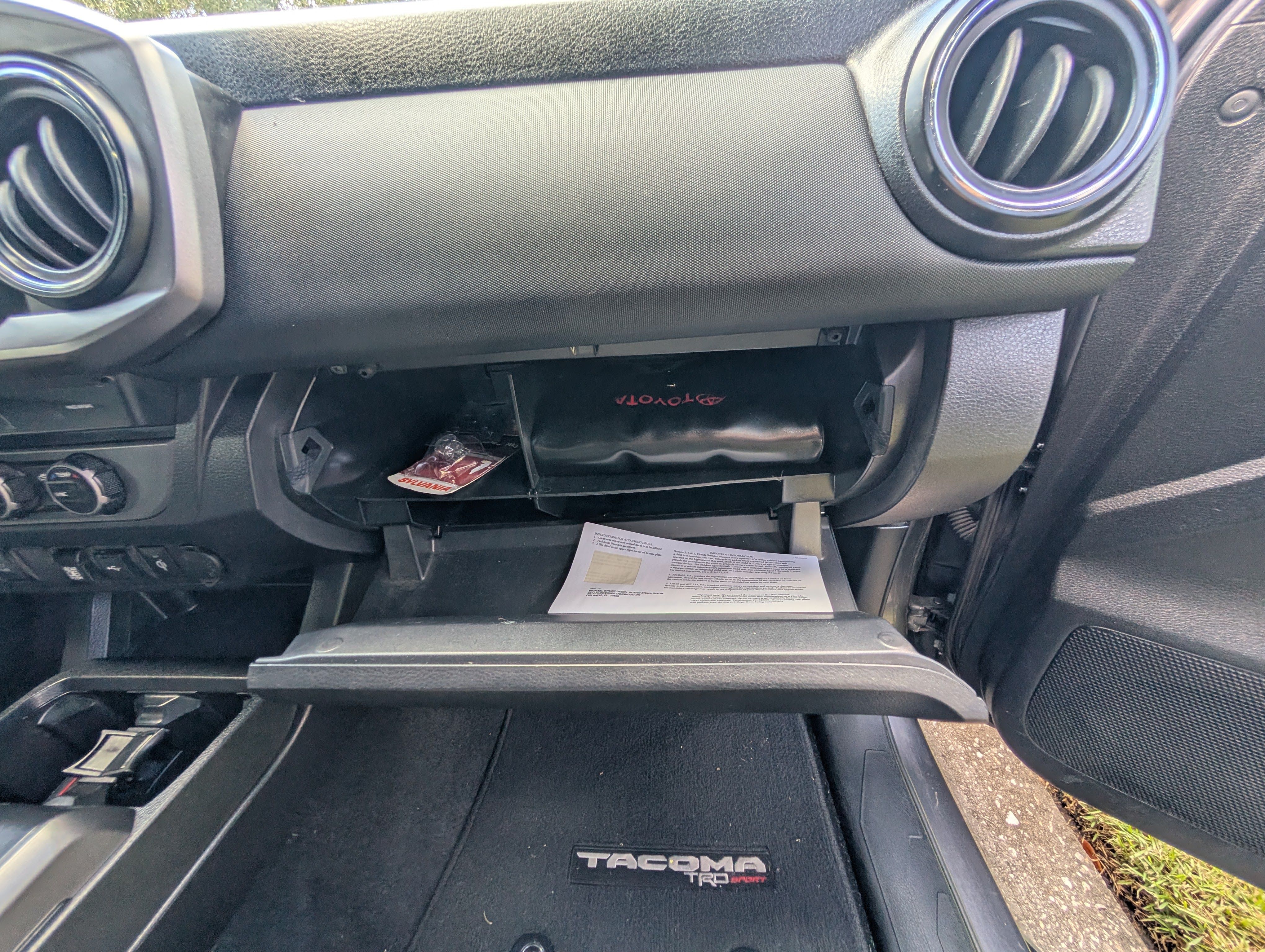 Used 2021 Toyota Tacoma TRD Sport RWD image 11