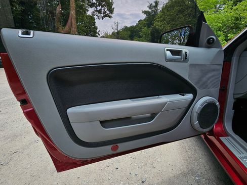Used 2007 Ford Mustang GT Premium RWD image 16