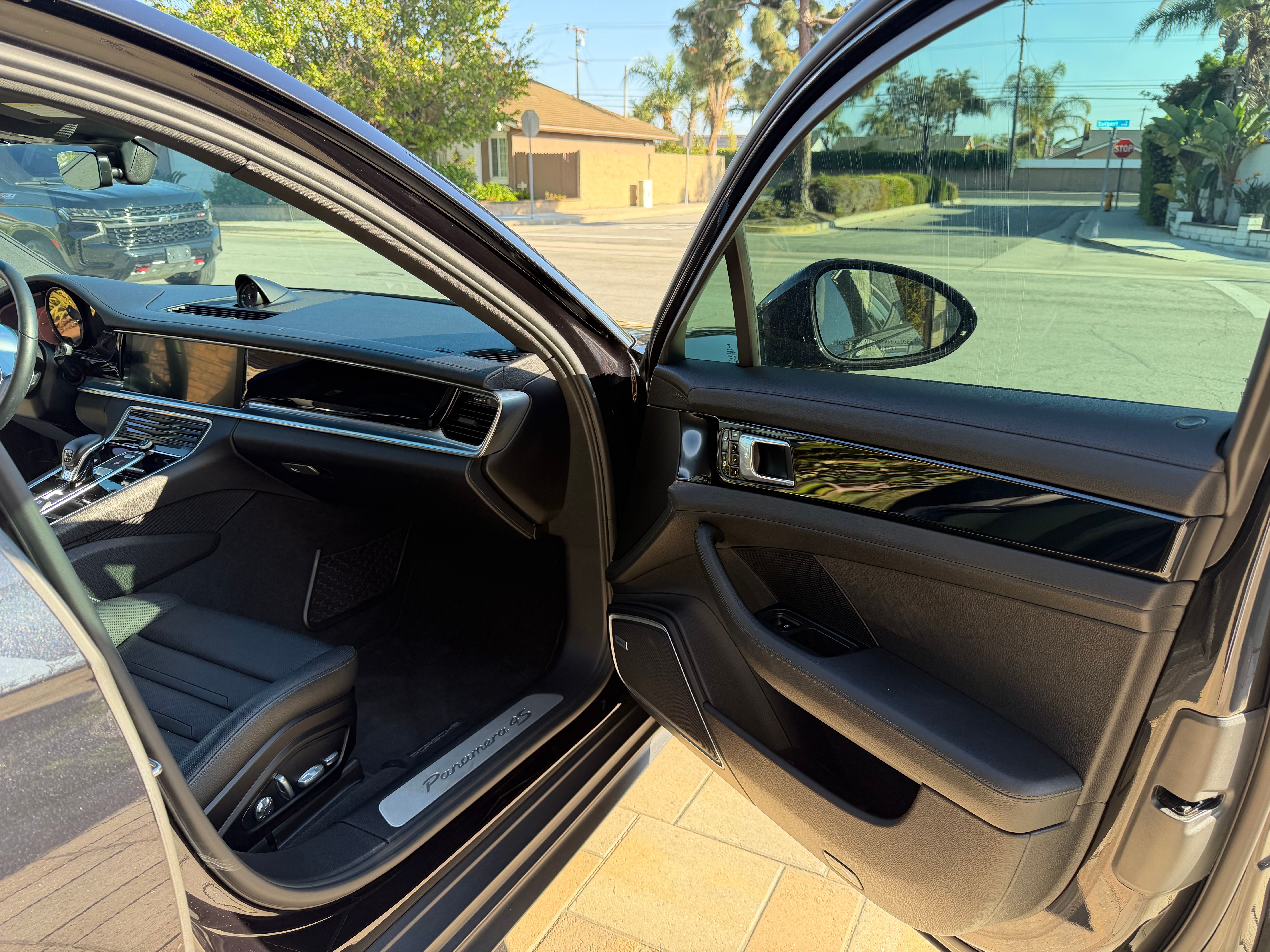 Used 2019 Porsche Panamera 4S AWD/4WD image 13