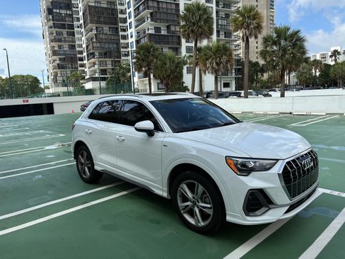 Used 2021 Audi Q3 2.0T Premium w/ Convenience Package image 10