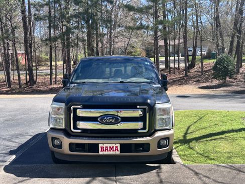 Used 2014 Ford F250 King Ranch image 4