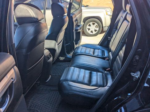 Used 2019 Honda CR-V LX image 8