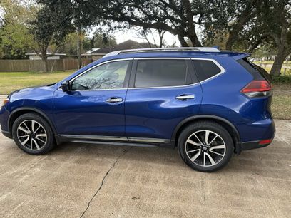 Used 2020 Nissan Rogue SL w/ Premium Package