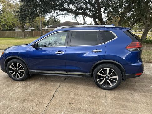 Used 2020 Nissan Rogue SL w/ Premium Package image 1